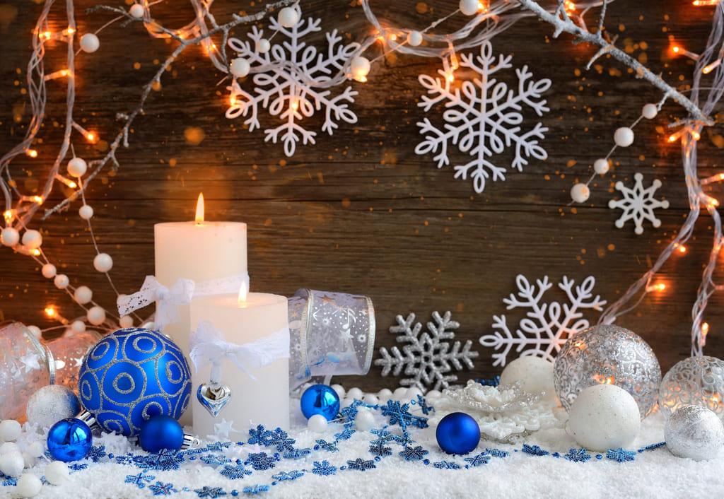 christmas-candles-with-christmas-Light