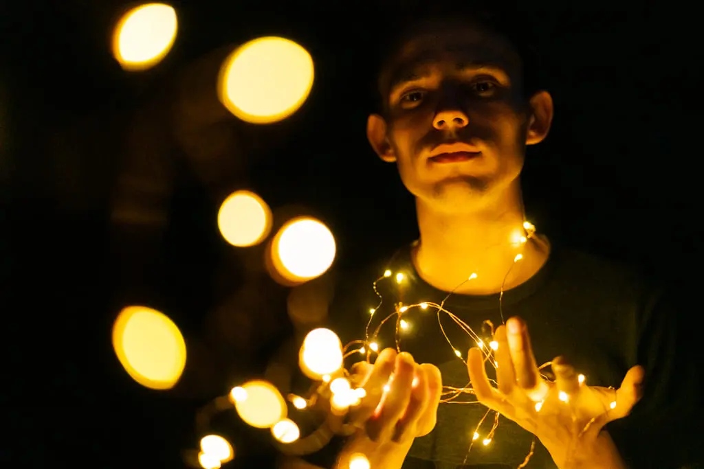 2025-12-14-Une-Année-Avec-Jésus-Laisser-entrer-lumière-Light 2025-12-14-Une-Année-Avec-Jésus-Laisser-entrer-lumière-Light