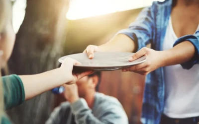 Servir au lieu de se faire servir